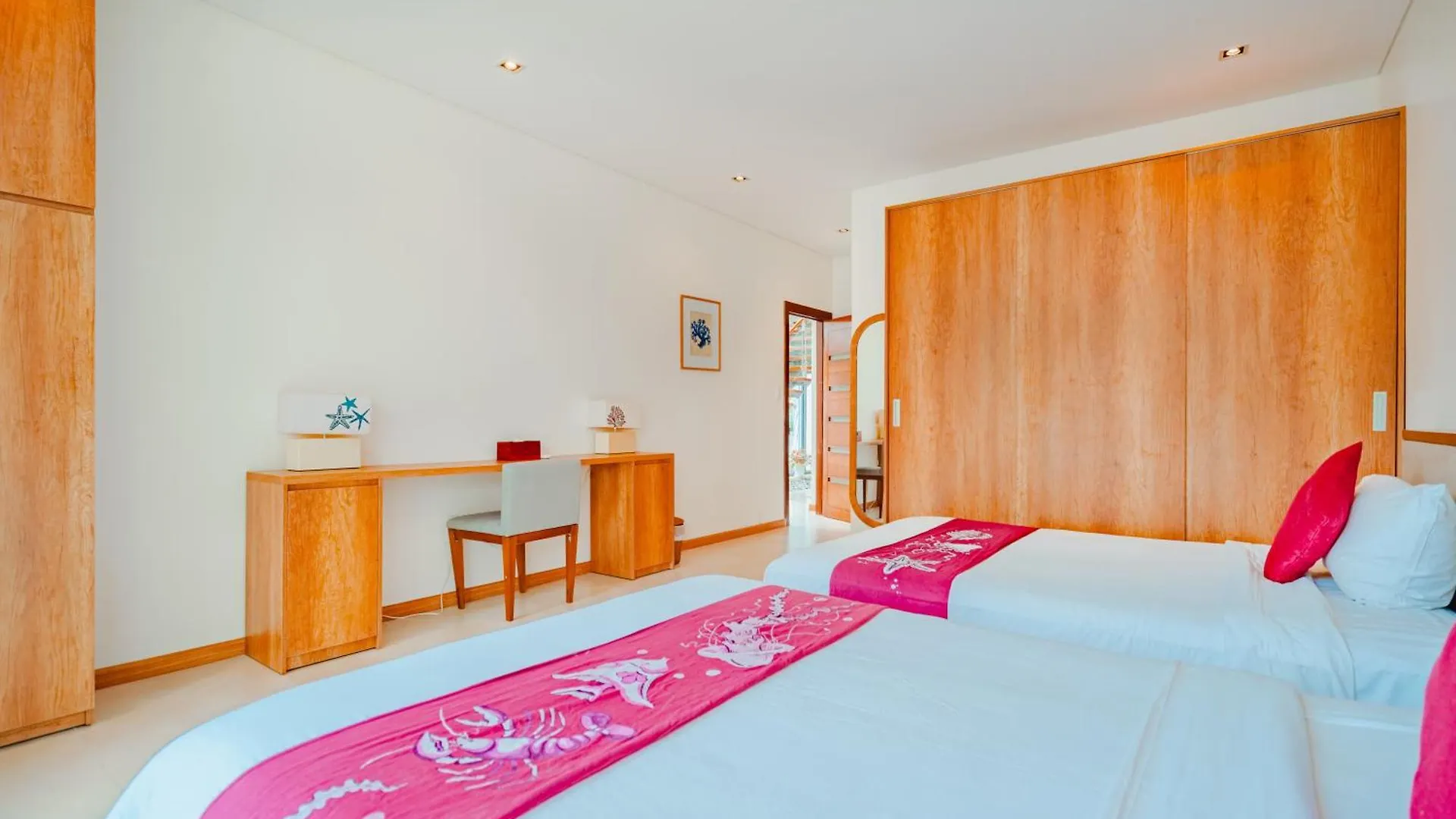 Ocean Villas Beach Resort Da Nang