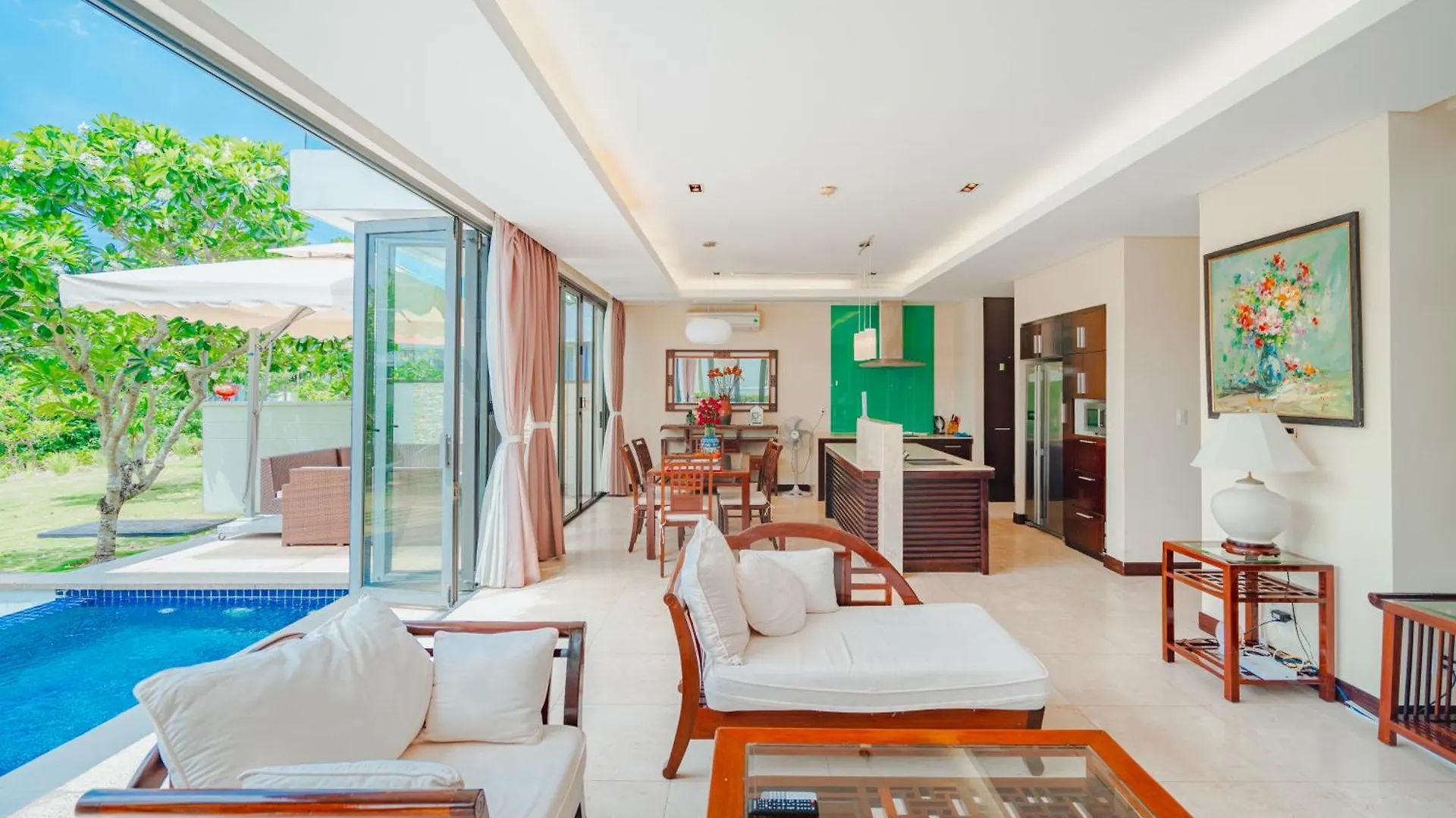 Ocean Villas Beach Resort Da Nang Vietnam