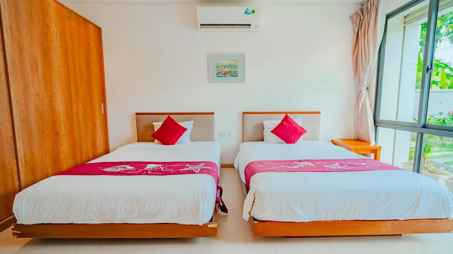Ocean Villas Beach Resort Da Nang