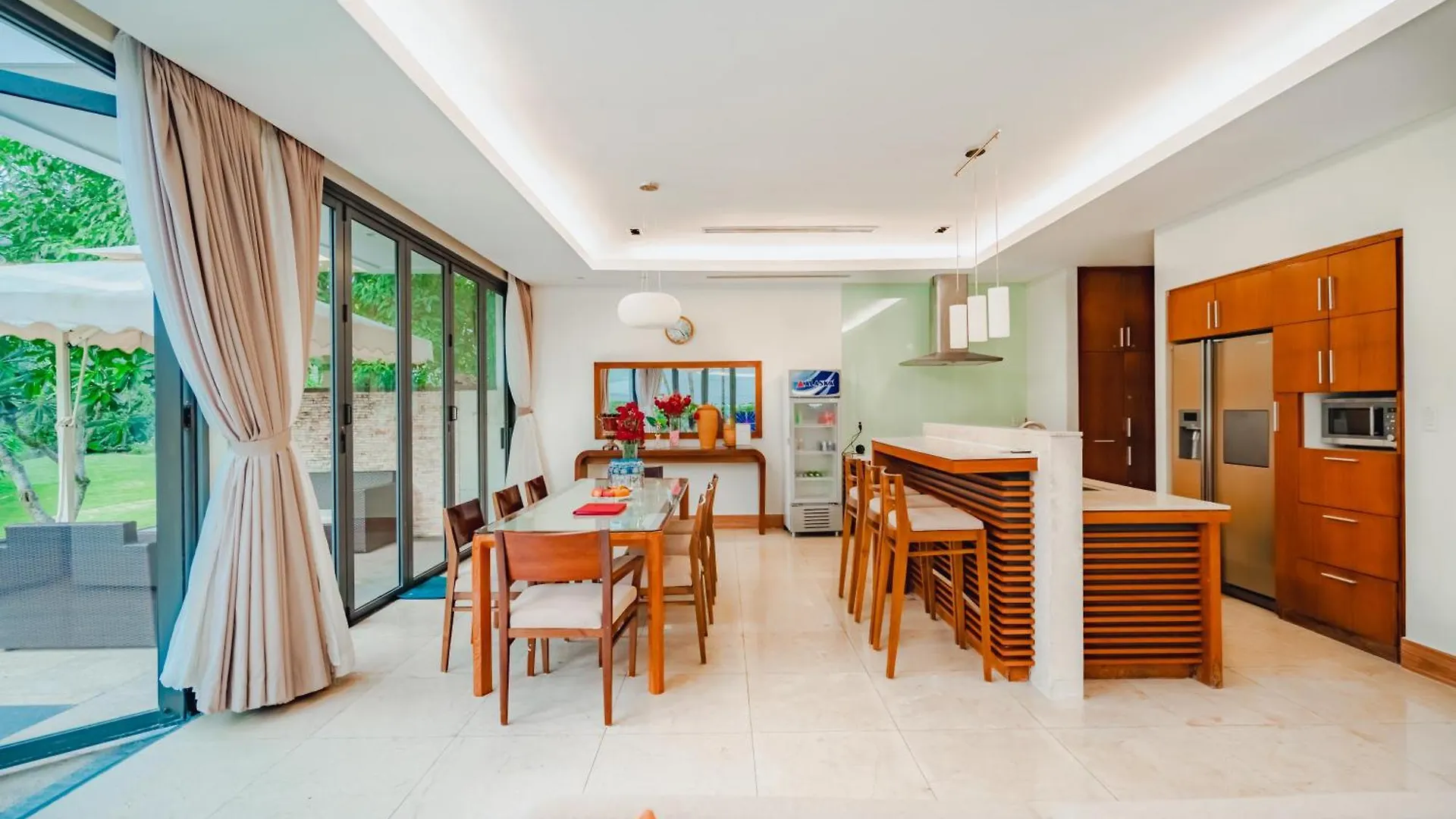 Ocean Villas Beach Resort Da Nang 0*,