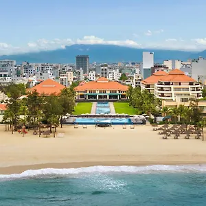 5* 度假村 岘港海滩铂尔曼度假酒店